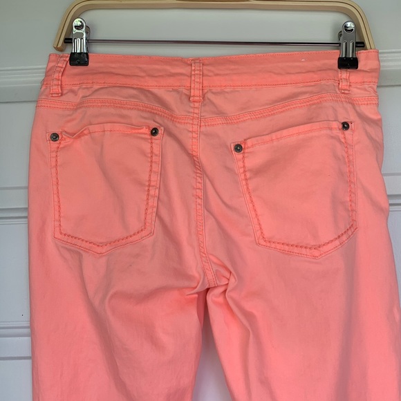 🛍 Rue 21 Neon Orange Jeans - size 7/8 - Picture 4 of 9